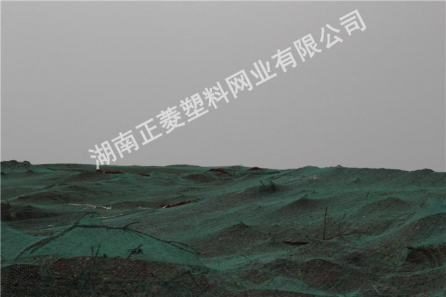 湖南湘潭市湘潭縣工地蓋土網(wǎng)30畝案例